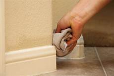 Baseboard Cleaner