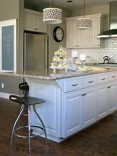 Cleaning White Cabinets
