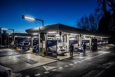Self-Service Car Cleaning Machines