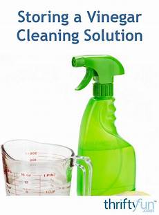 Vinegar Cleaning Solution